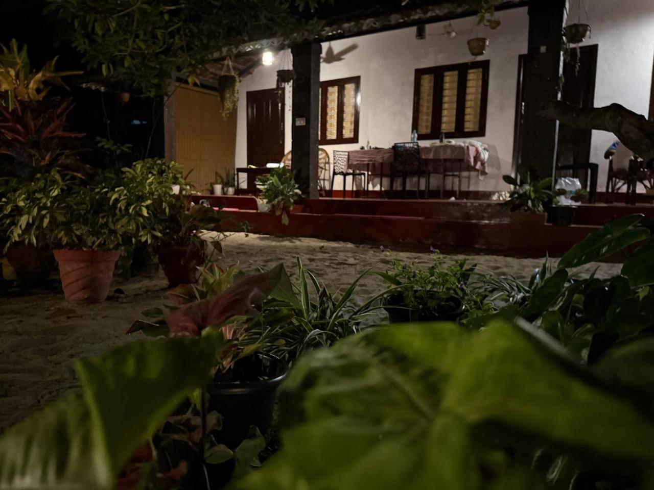 Marari Adonis Beach Villa Mararikulam Esterno foto