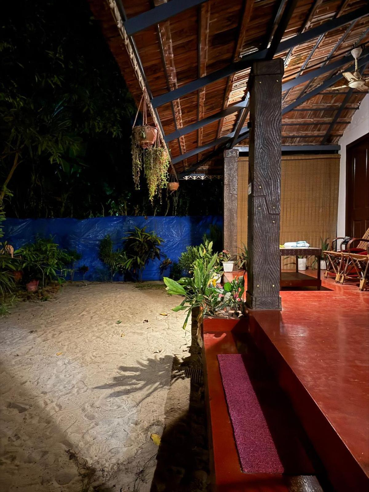 Marari Adonis Beach Villa Mararikulam Esterno foto