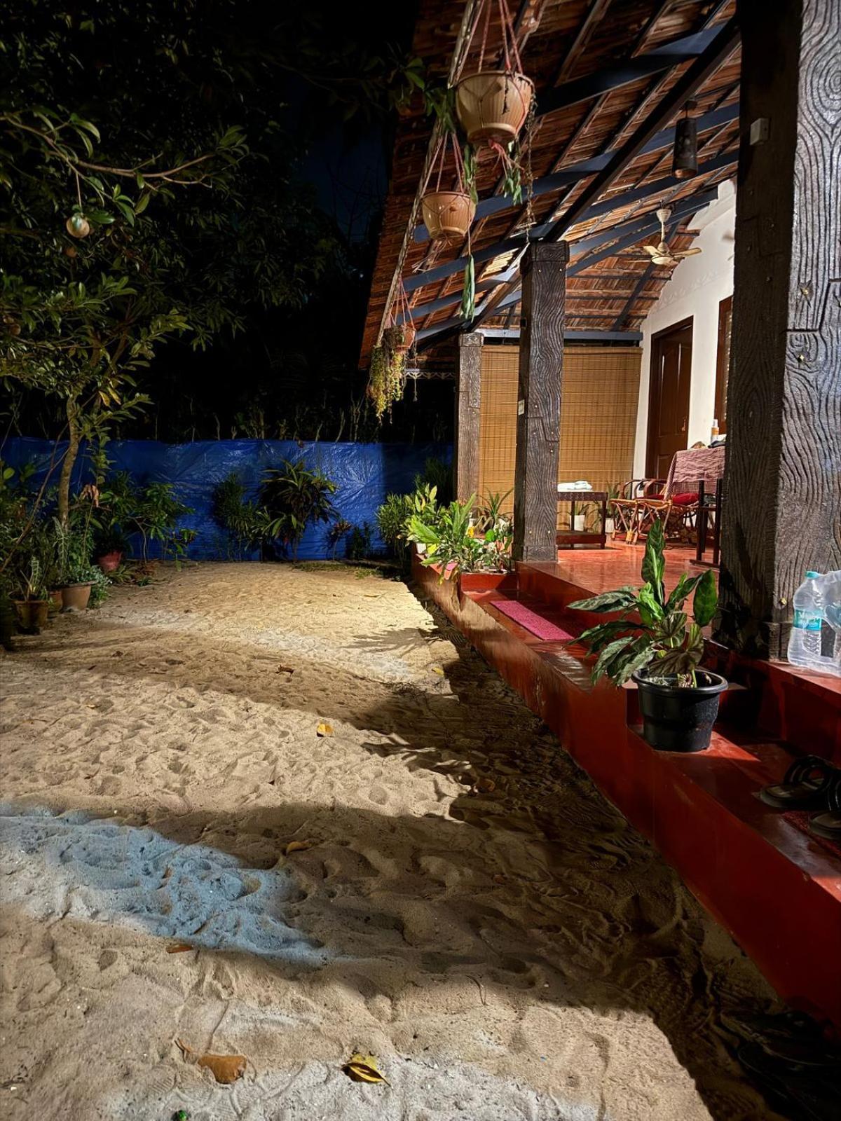 Marari Adonis Beach Villa Mararikulam Esterno foto
