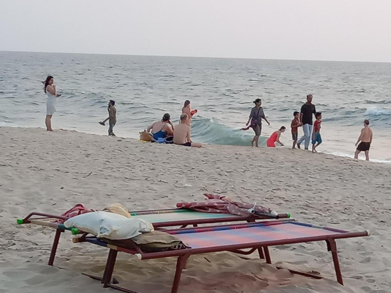 Marari Adonis Beach Villa Mararikulam Esterno foto